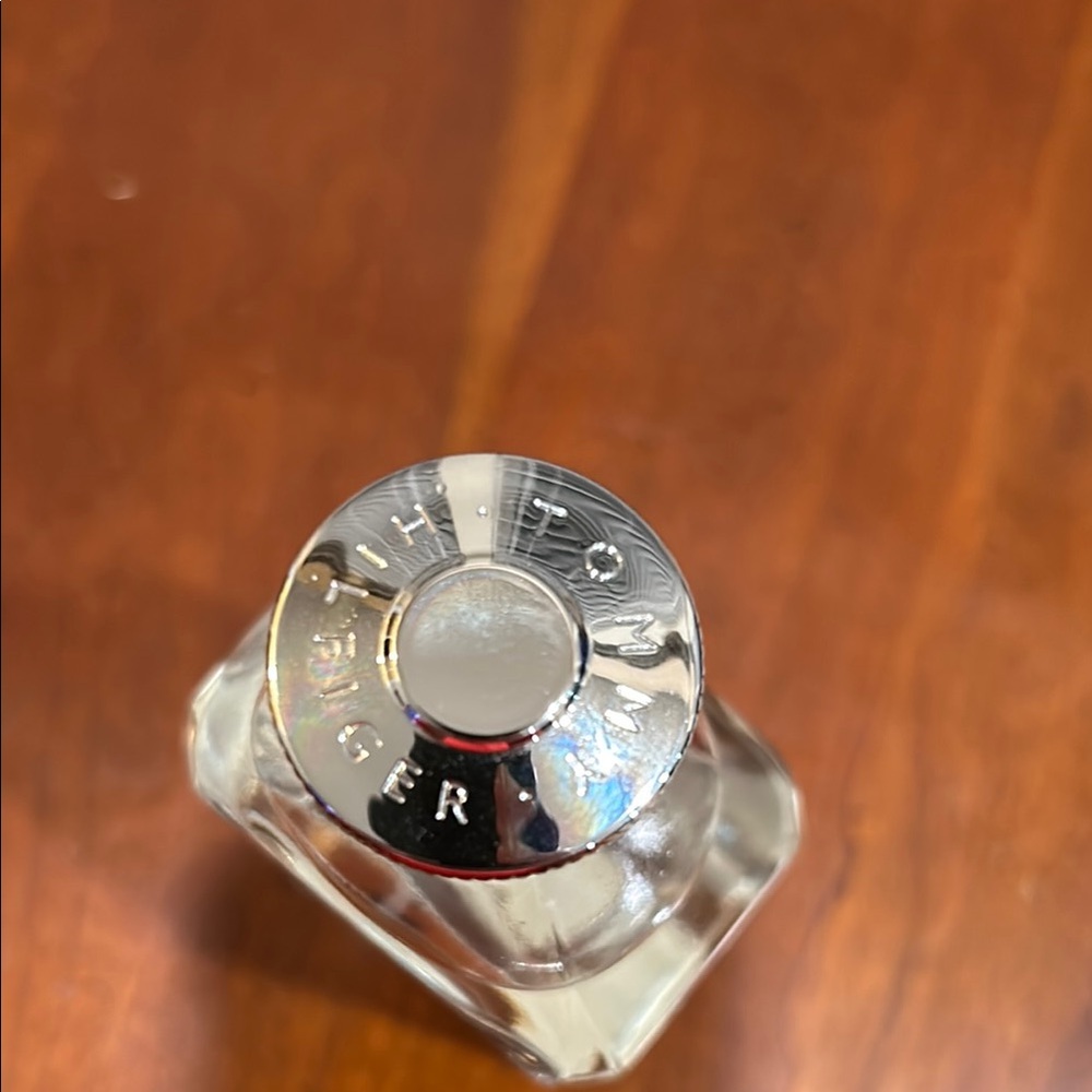 Tommy Hilfiger Clear Glass Perfume Bottle - Picture 4 of 5